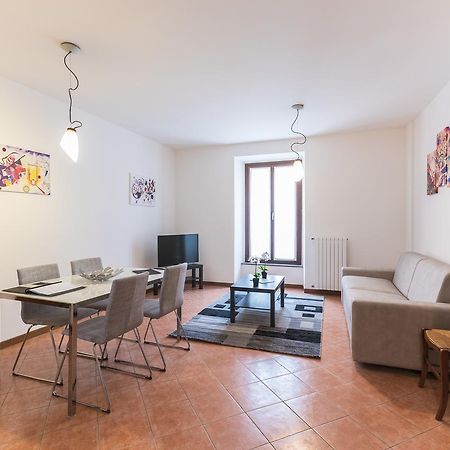 Hemeras Boutique Homes - Design Flats Near The City Center Milan Bagian luar foto