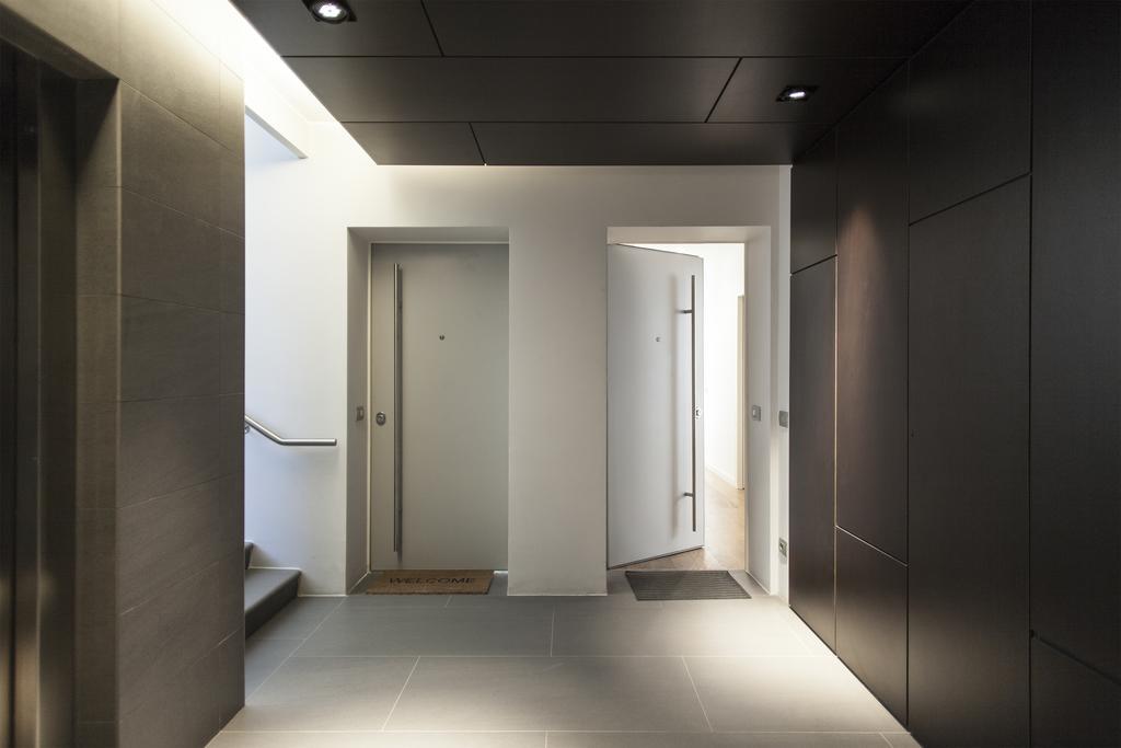 Hemeras Boutique Homes - Design Flats Near The City Center Milan Bagian luar foto