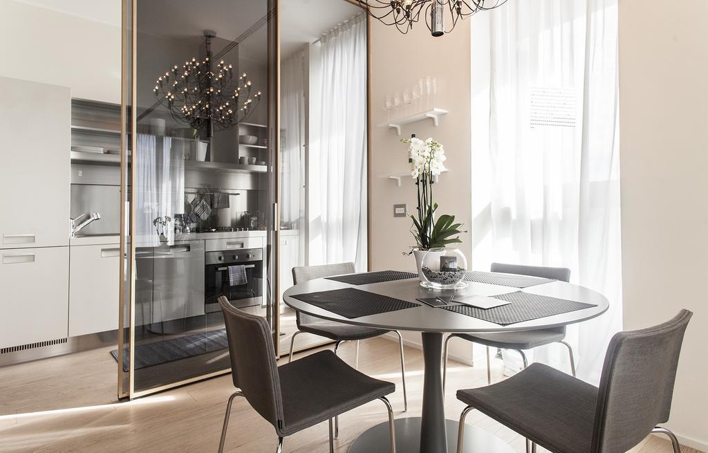 Hemeras Boutique Homes - Design Flats Near The City Center Milan Bagian luar foto