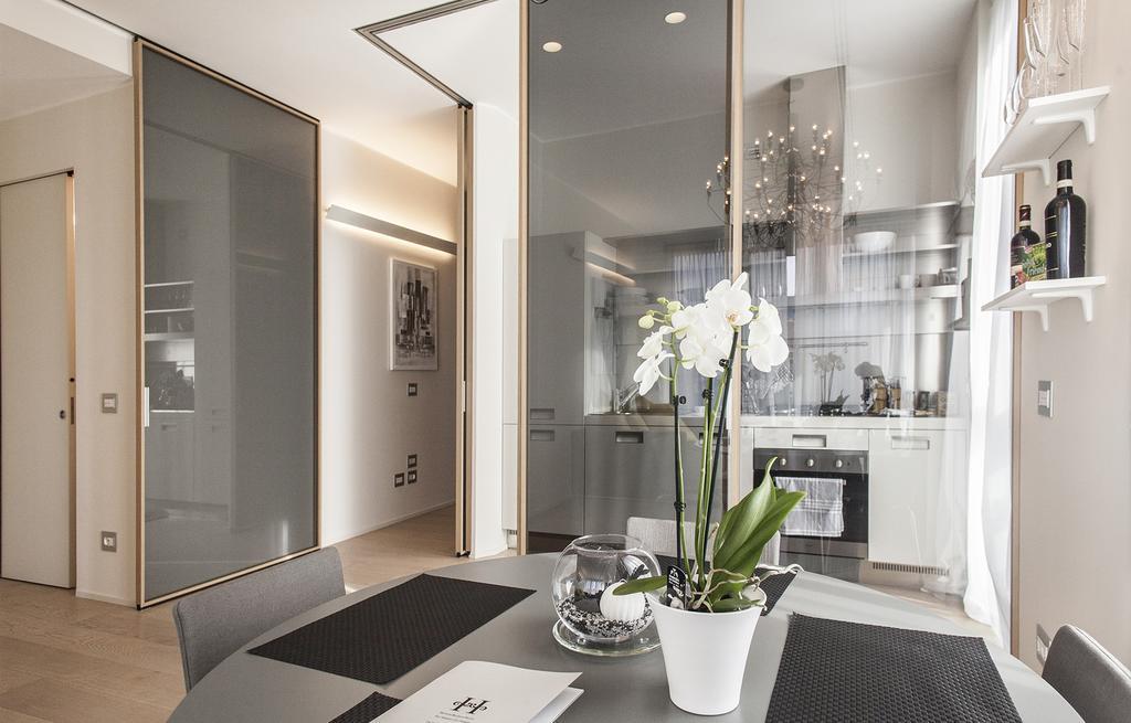 Hemeras Boutique Homes - Design Flats Near The City Center Milan Bagian luar foto