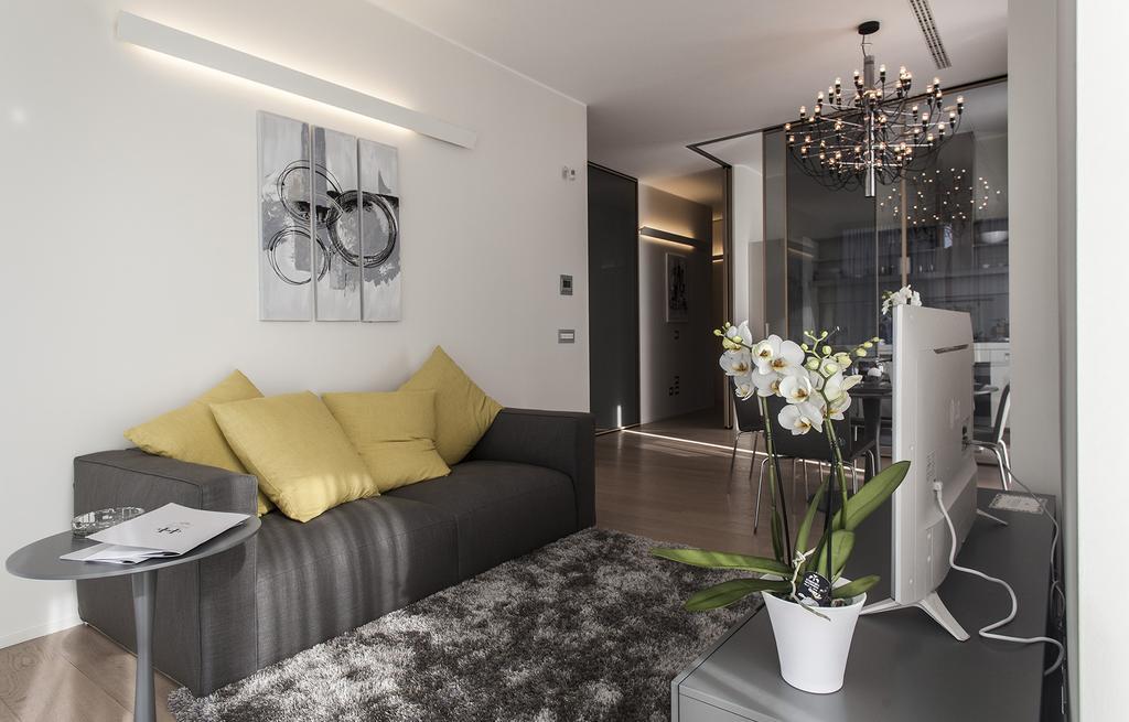 Hemeras Boutique Homes - Design Flats Near The City Center Milan Bagian luar foto