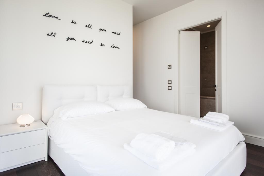 Hemeras Boutique Homes - Design Flats Near The City Center Milan Bagian luar foto