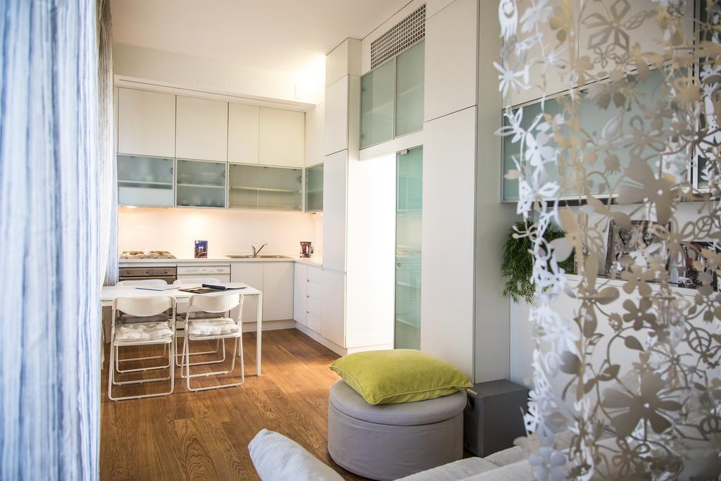 Hemeras Boutique Homes - Design Flats Near The City Center Milan Bagian luar foto
