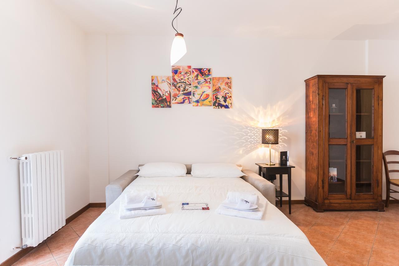 Hemeras Boutique Homes - Design Flats Near The City Center Milan Bagian luar foto