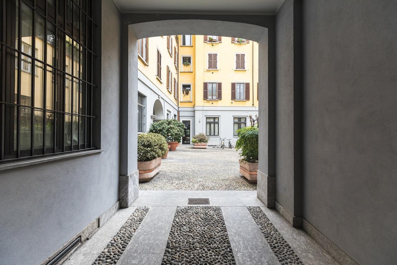 Hemeras Boutique Homes - Design Flats Near The City Center Milan Bagian luar foto